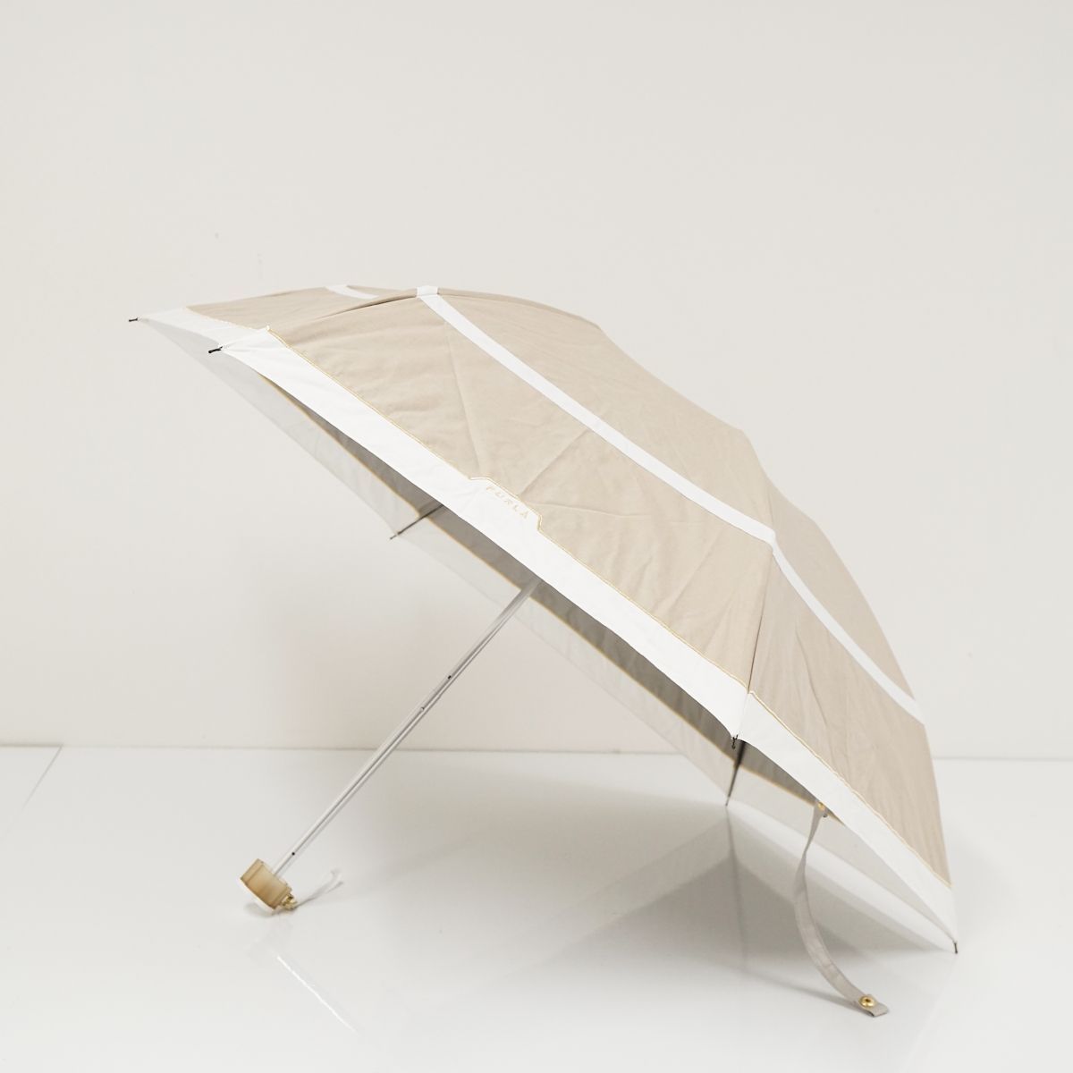FURLA フルラ 晴雨兼用折りたたみ日傘 USED美品 一級遮光 シャンブレー