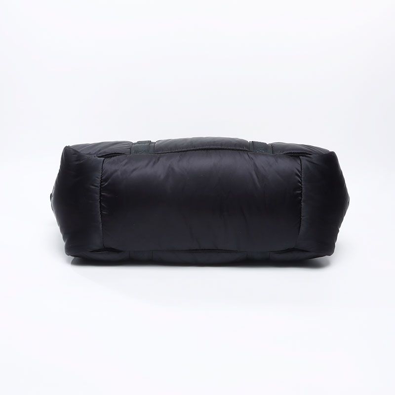 CHANEL シャネル