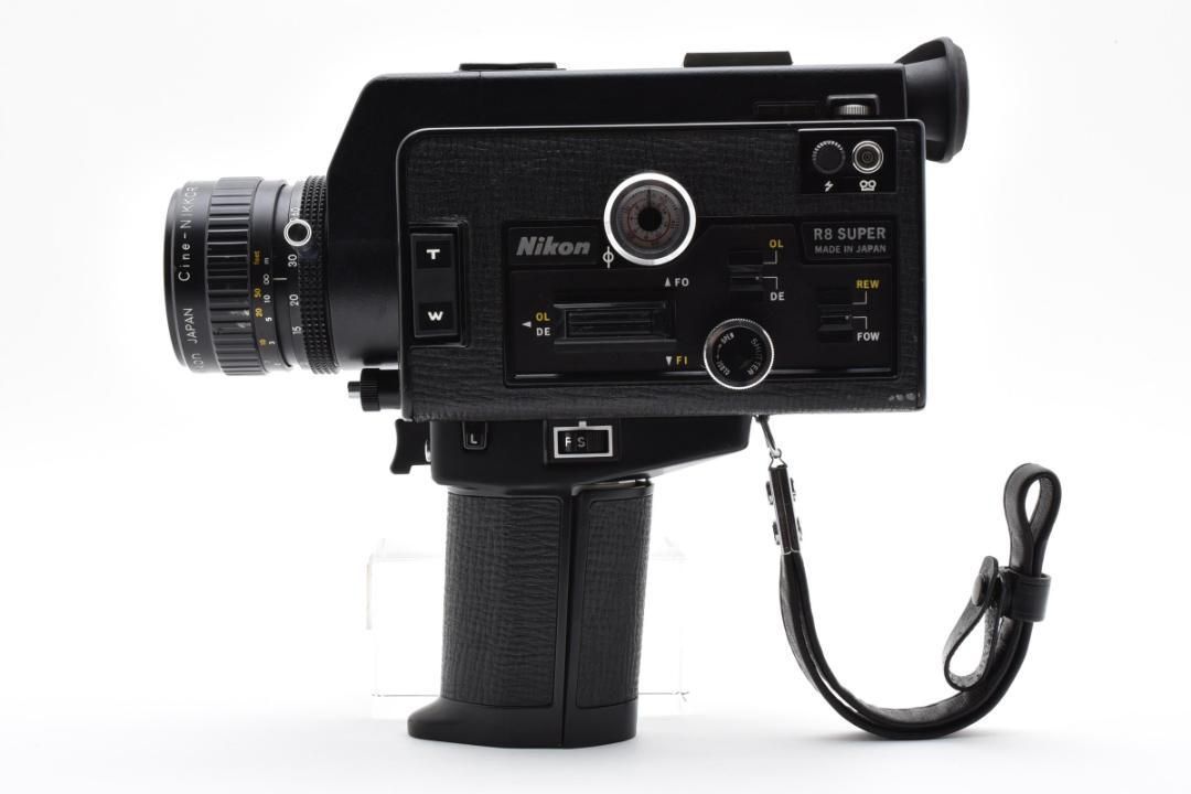 8ミリフィルムカメラ