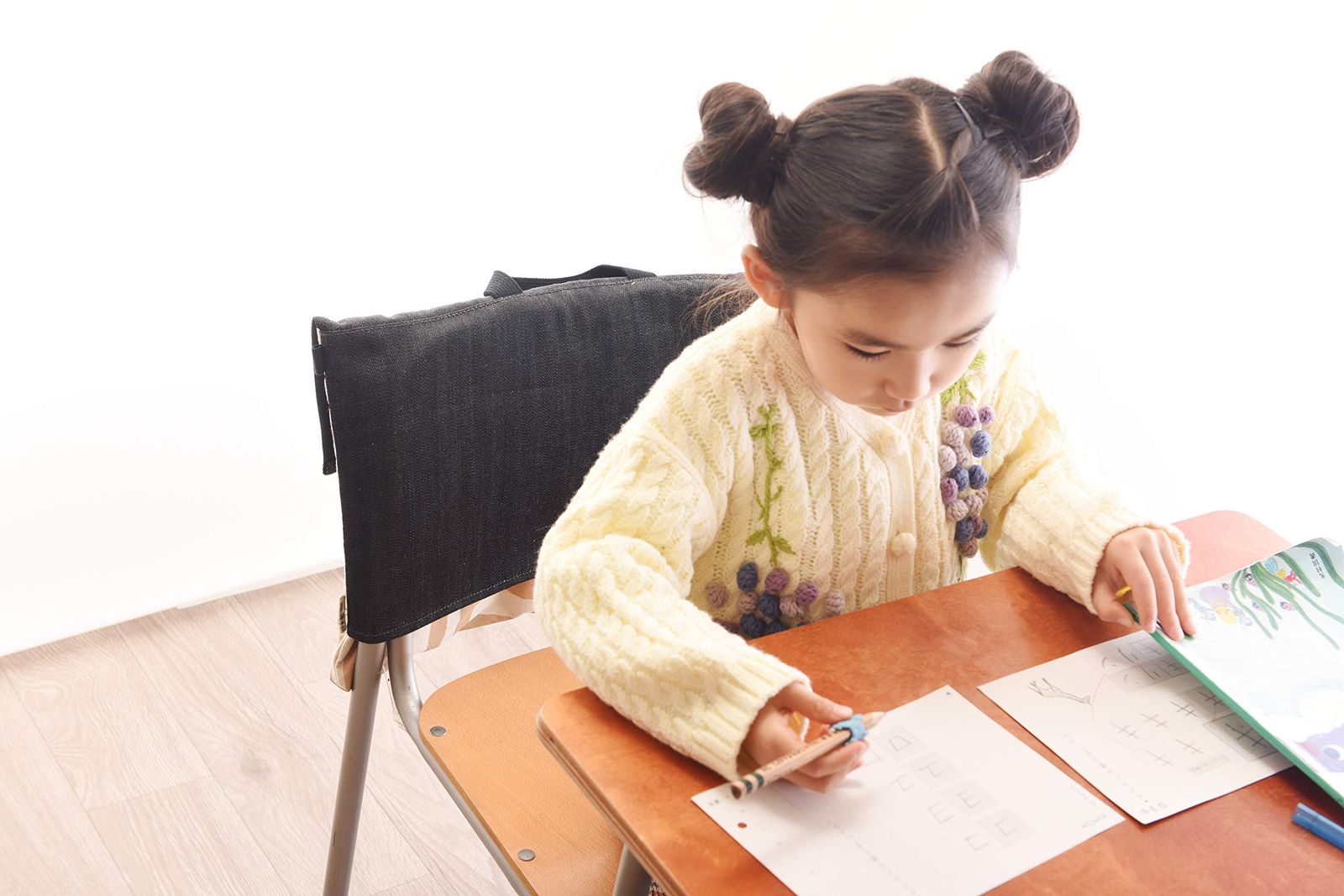 ブラックデニム 4歳