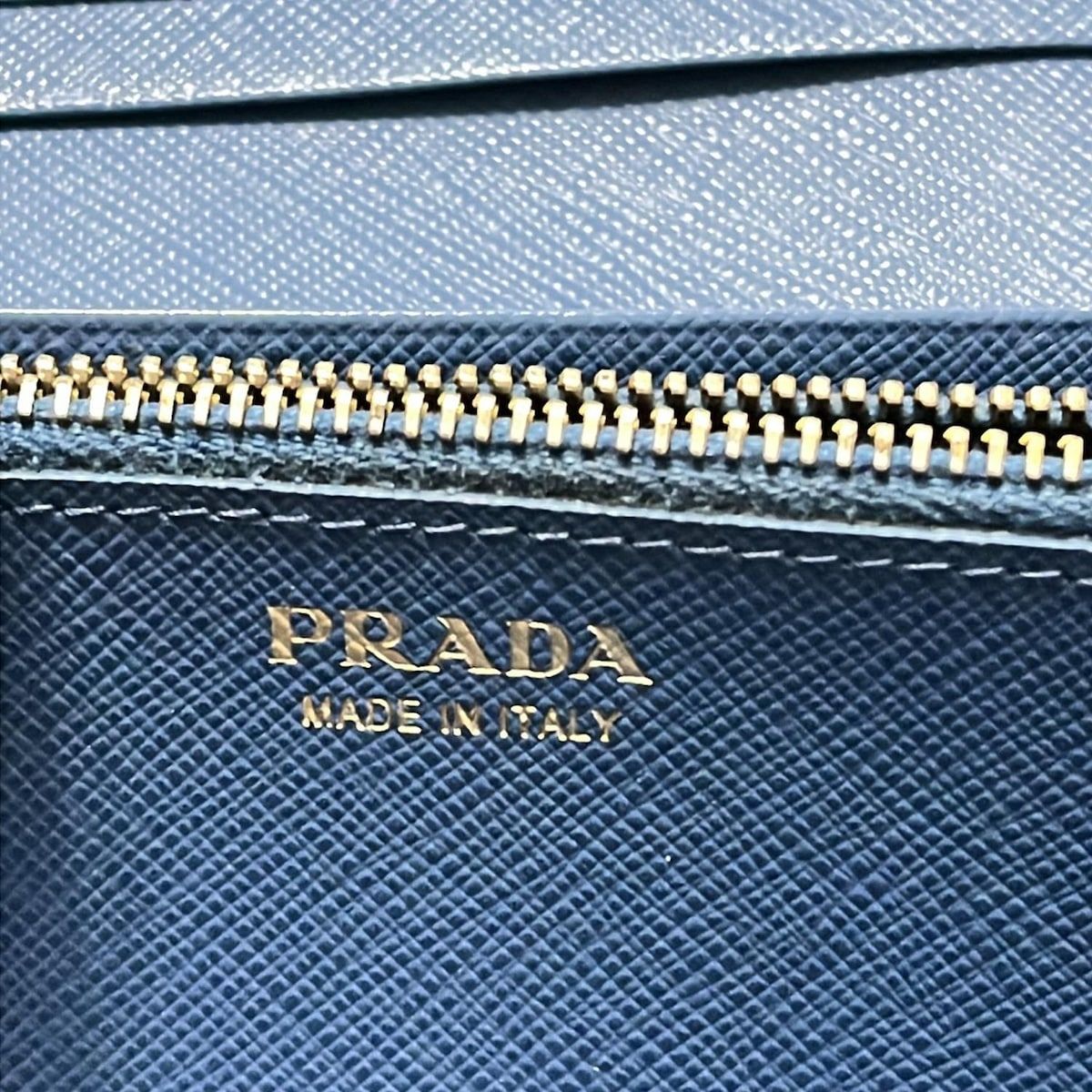 PRADA(プラダ) 長財布 - 1MH132 ブルー リボン レザー - メルカリ