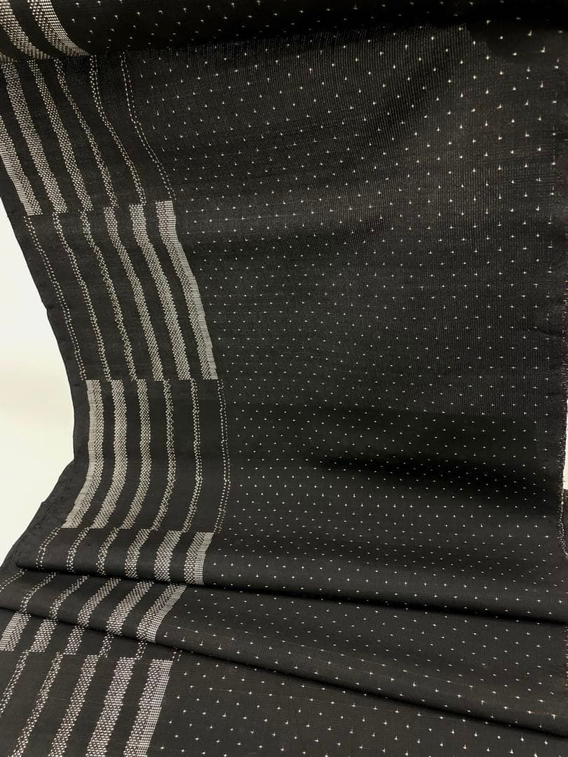 本場奄美大島紬 通産大臣指定伝統的工芸品 古代染色純泥染 森山絹織物 正絹 反物 本場奄美大島紬 通産大臣指定伝統的工芸品 古代染色純泥染 森山絹織物