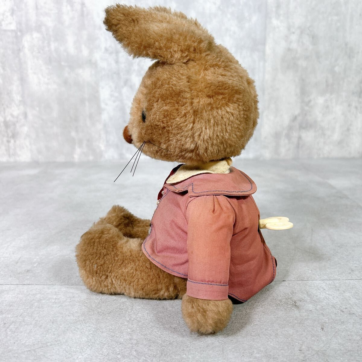 X953 Sankyo doll オルゴール うさぎ 人形 首が動く レトロ - メルカリ