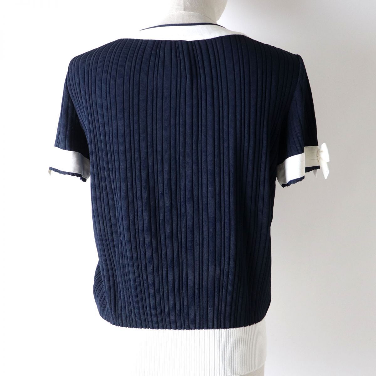 CHANEL ネイビー リボン付き半袖ニット CHANEL ネイビー リボン付き半袖ニット