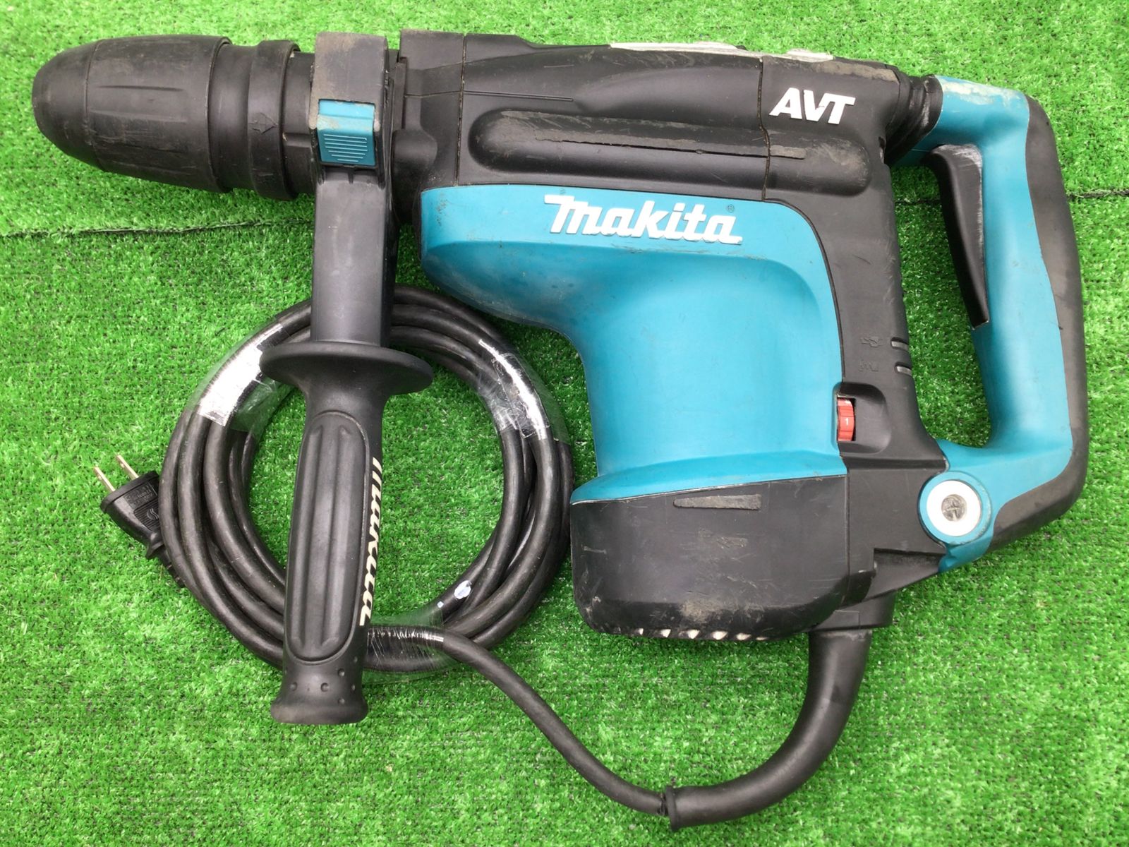 動作OK makita/マキタ 40mm ハンマドリル HR4000C 動作OK makita/マキタ 40mm ハンマドリル HR4000C