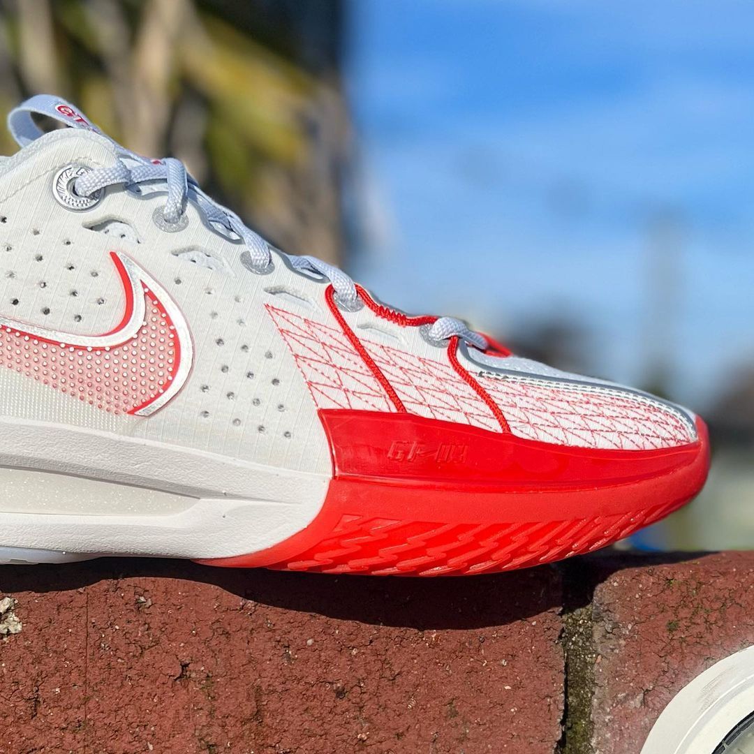 NIKE AIR ZOOM G.T. CUT 3 ナイキ エア ズーム GT カット 3 【MEN'S