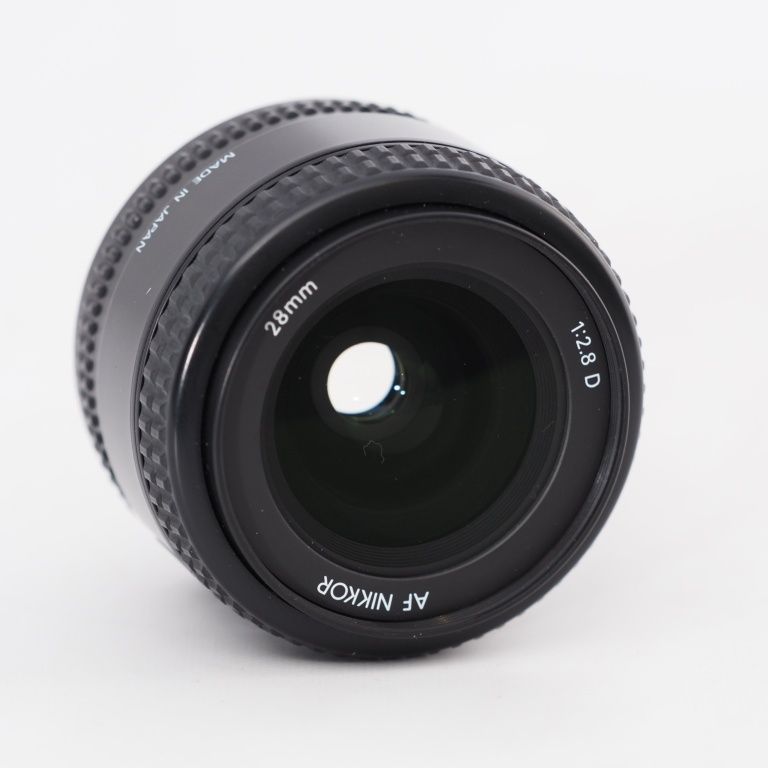 非常に良い)Nikon 単焦点レンズ Ai AF Nikkor 28mm f/2.8D フルサイズ