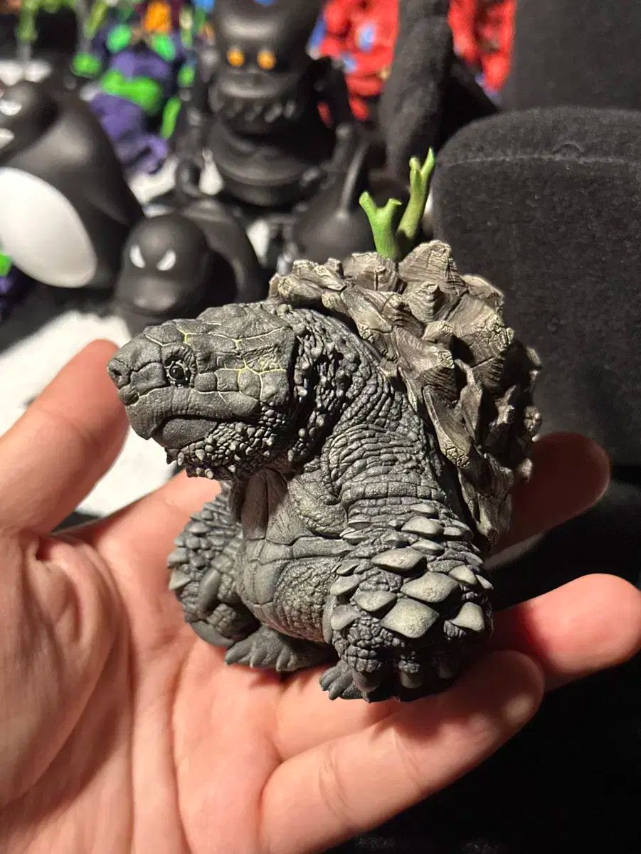 Gray turtle アートトイ フィギュア