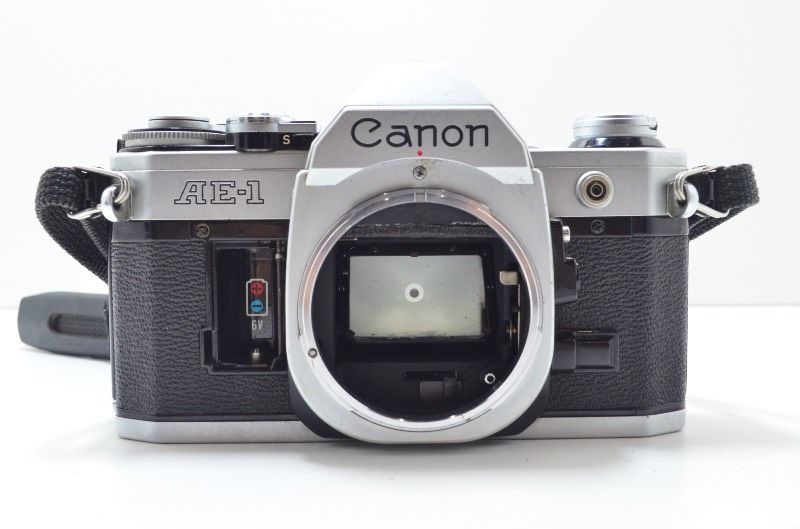 0046 Canon AE-1 ボディ シルバー 完動品 Canon AE-1 シルバーボディー 完動美品 - メルカリ
