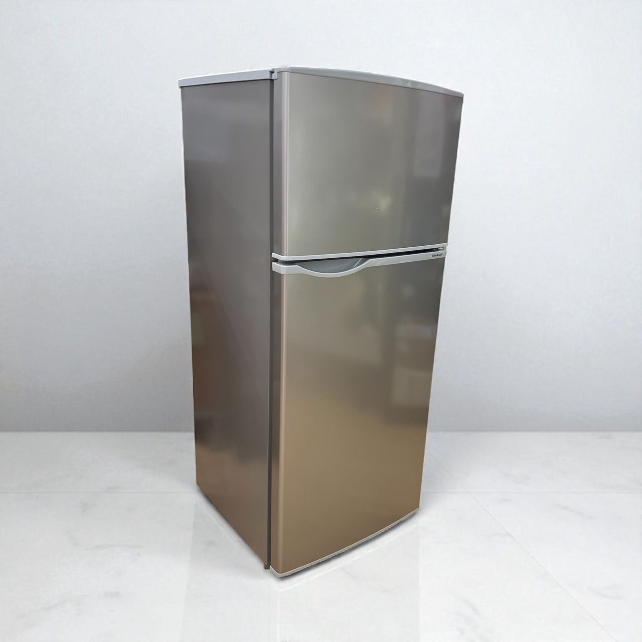 シャープ ノンフラン冷凍冷蔵庫✨最終値下げ✨ シャープ ノンフロン冷蔵庫（冷蔵庫、冷凍庫）｜キッチン家電