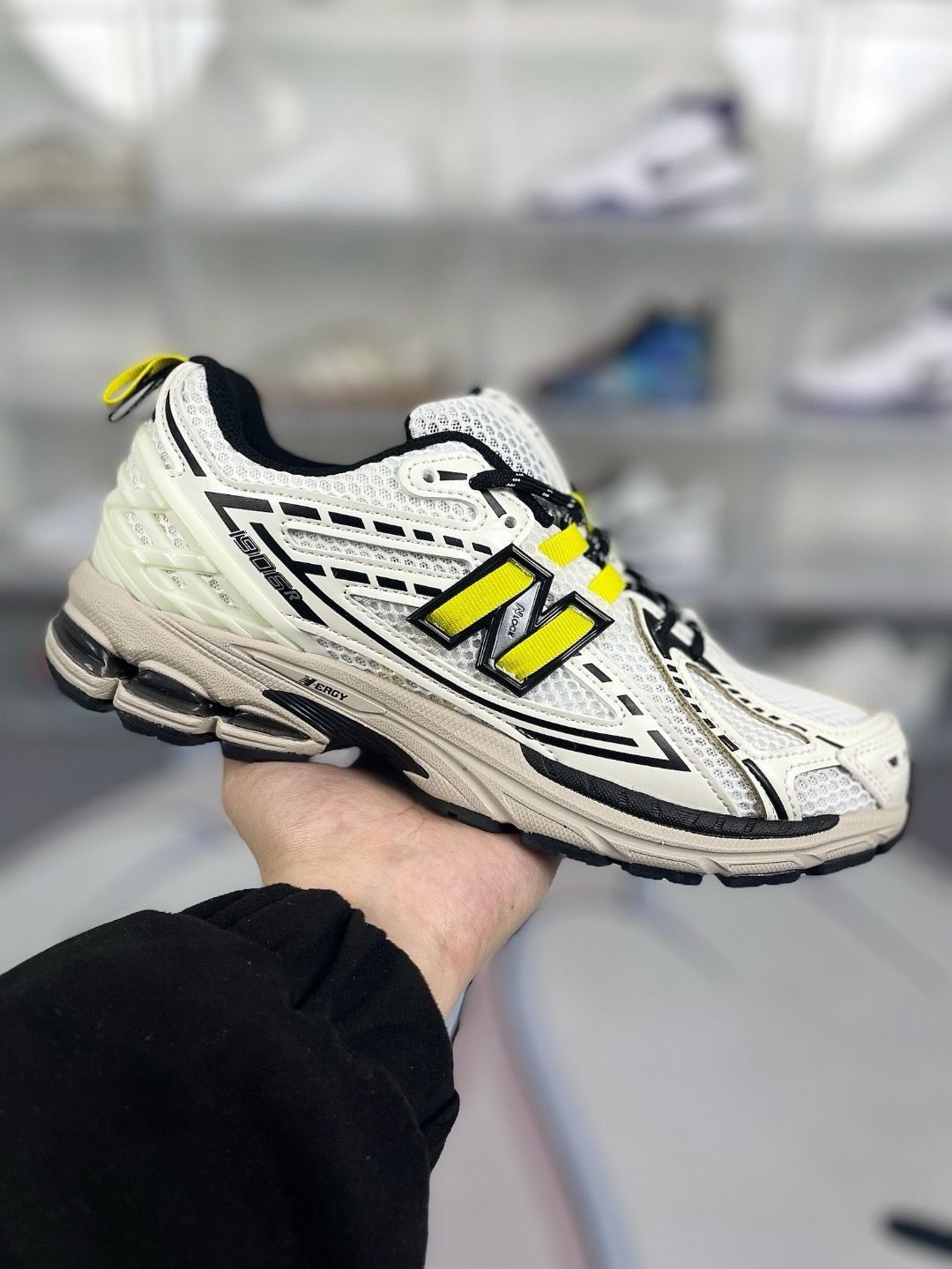 New balance Ganni コラボスニーカー M1906RGG