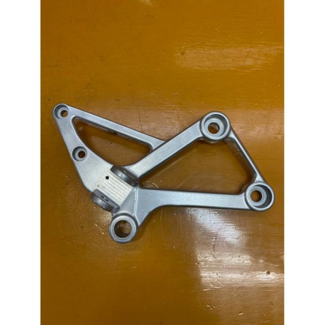 80016 HONDA ホンダ VFR400R NC21 NC24 右 ステップ プレート 50600-ML0-720 BRIGHTFACE_UK