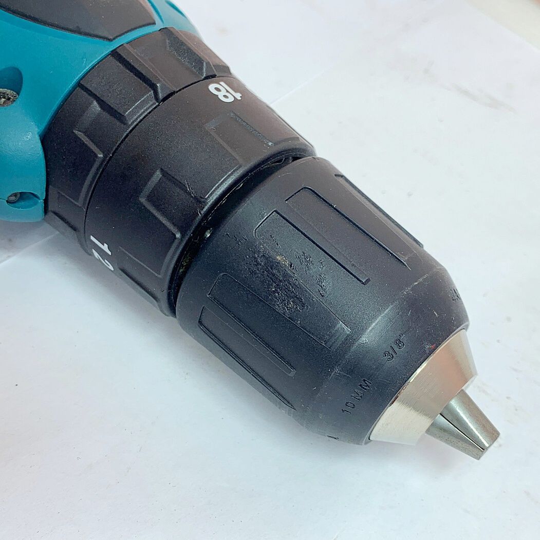 ♭♭MAKITA マキタ 10.8V 充電式震動ドライバドリル 充電池1個、充電器