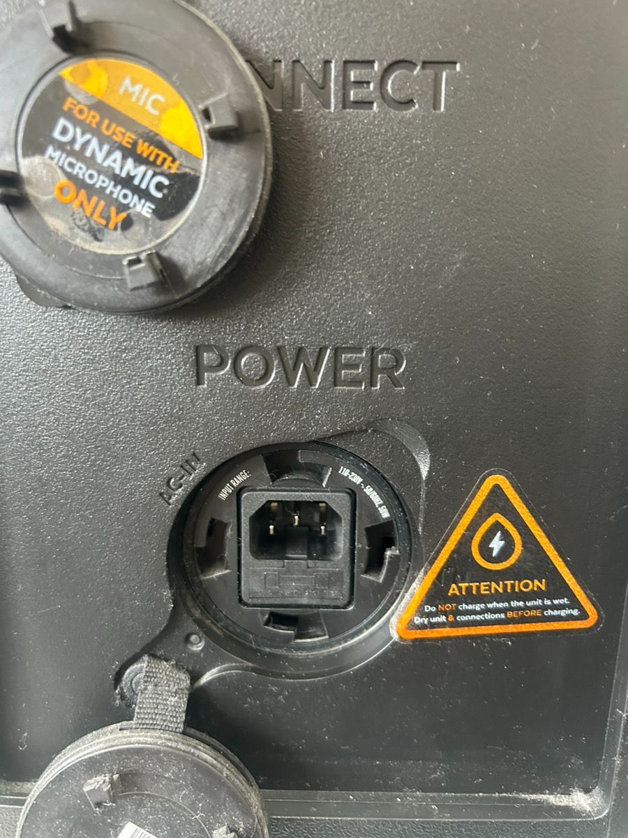 ECOXGEAR 屋外 100W ポータブル スピーカー 本体のみ 充電不可 - メルカリ