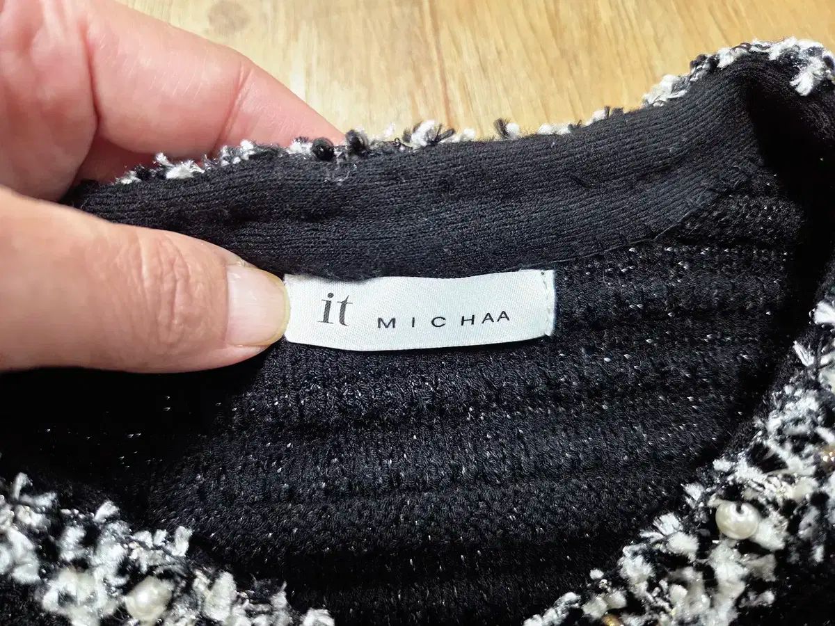 ジュエリー ニットカーディガン