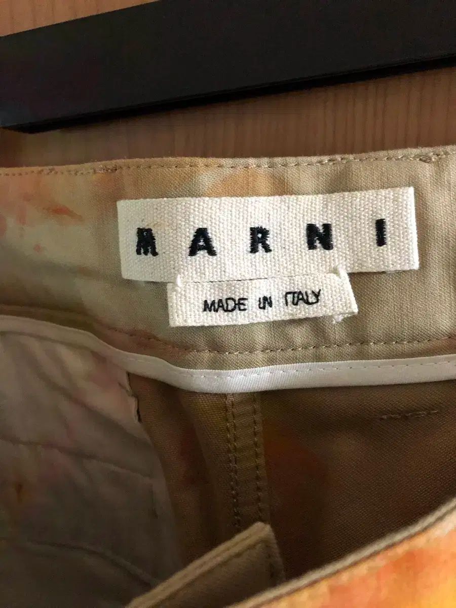 マルニ ファッションショー 着裝 パンツ
