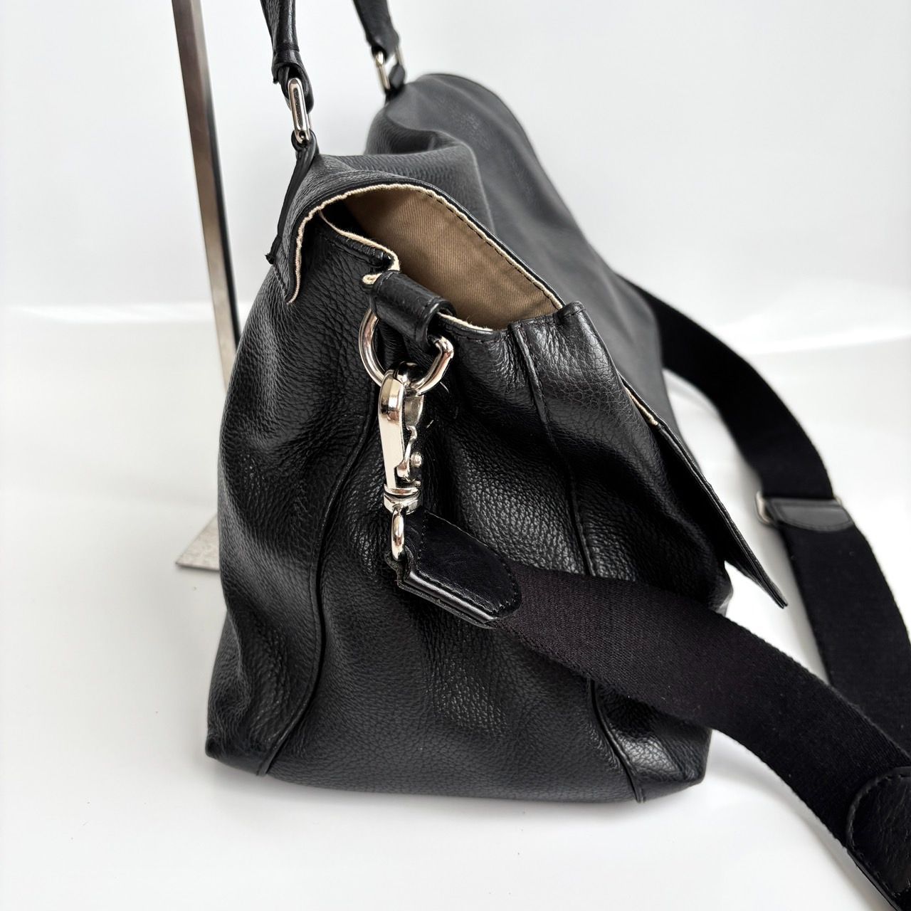 ザネラート　ポスティーナ　金具　ショルダーバッグ　ブラック　カシミア　黒　2室 ザネラートポスティーナ金具ショルダーバッグブラックカシミア2室