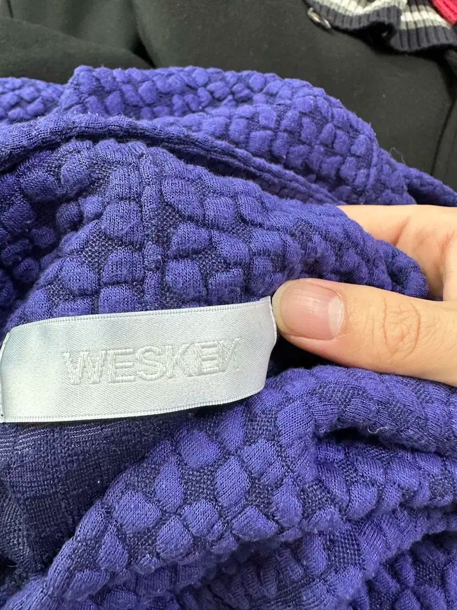 wesken フード付きTシャツ