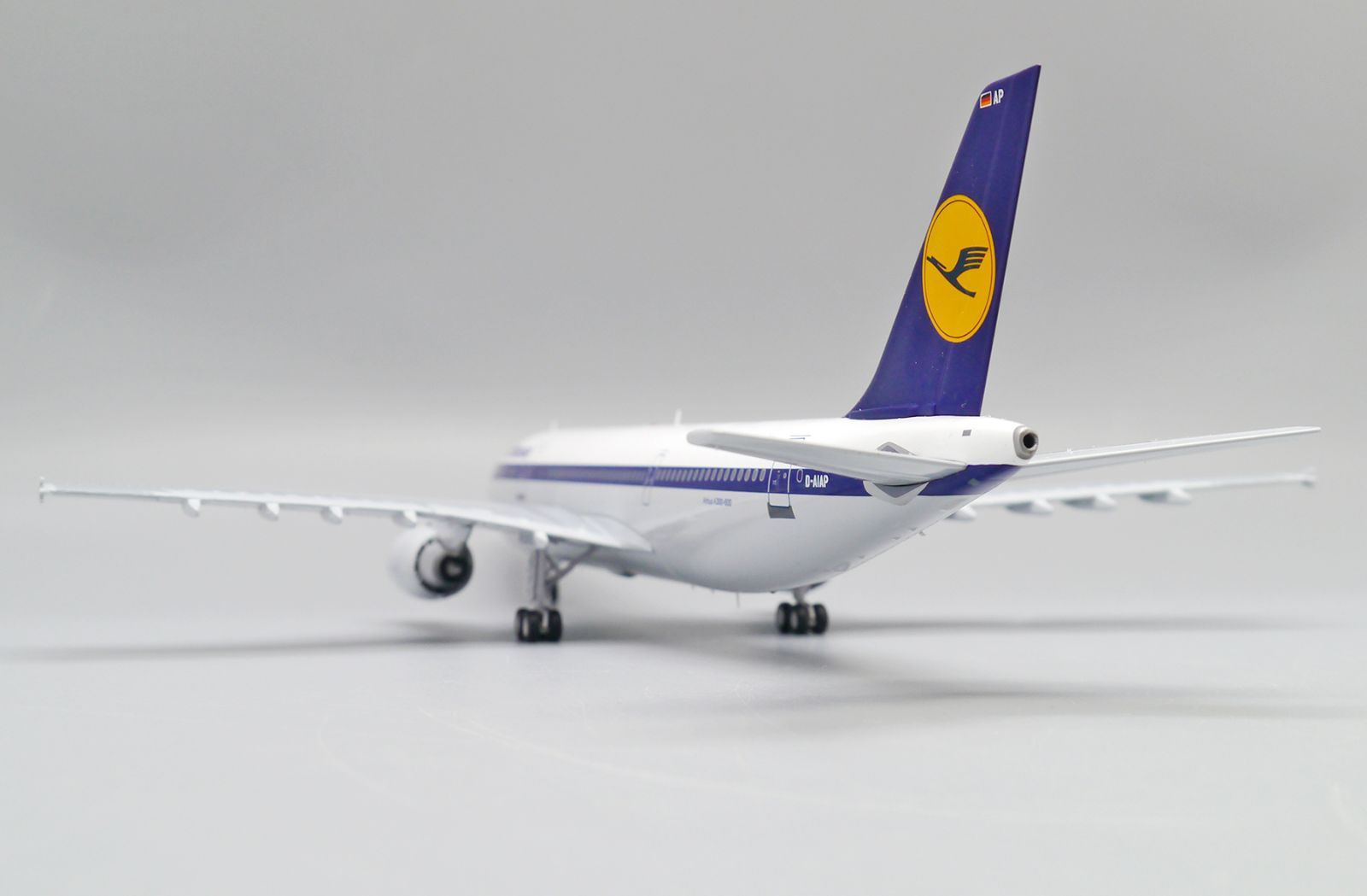新品未使用】ルフトハンザ Aviationtag A300-600 エアタグ