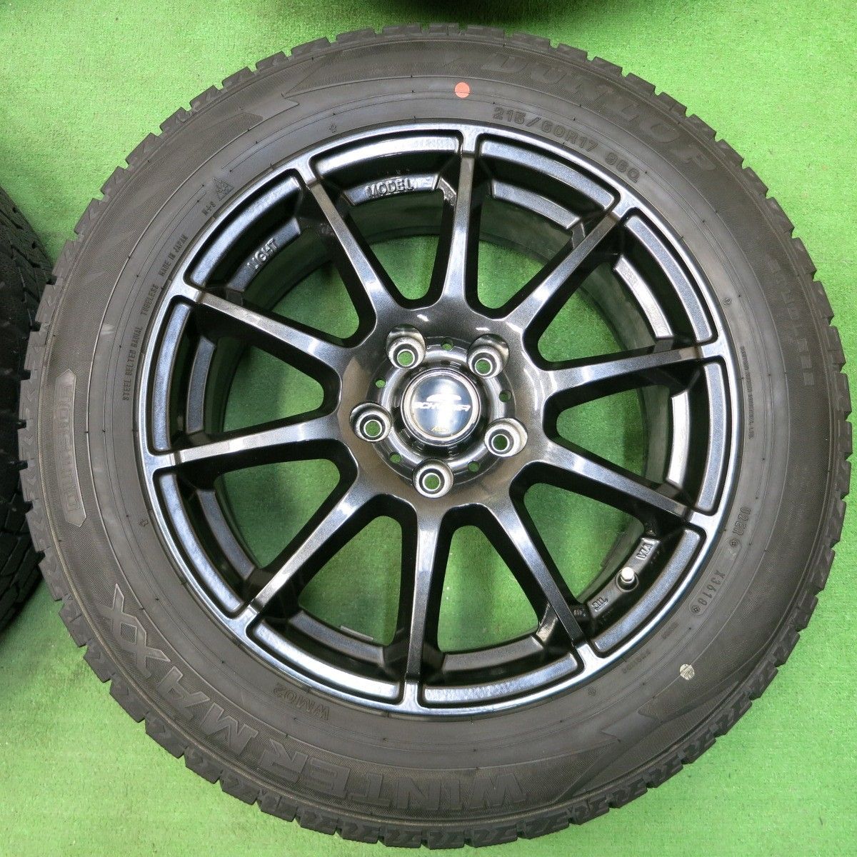 *送料無料* バリ溝！キレイ！9.5分★スタッドレス 215/60R17 ダンロップ ウインターマックス WM02 SCHNEIDER MiD  シュナイダー PCD114.3/5H★4052103イス