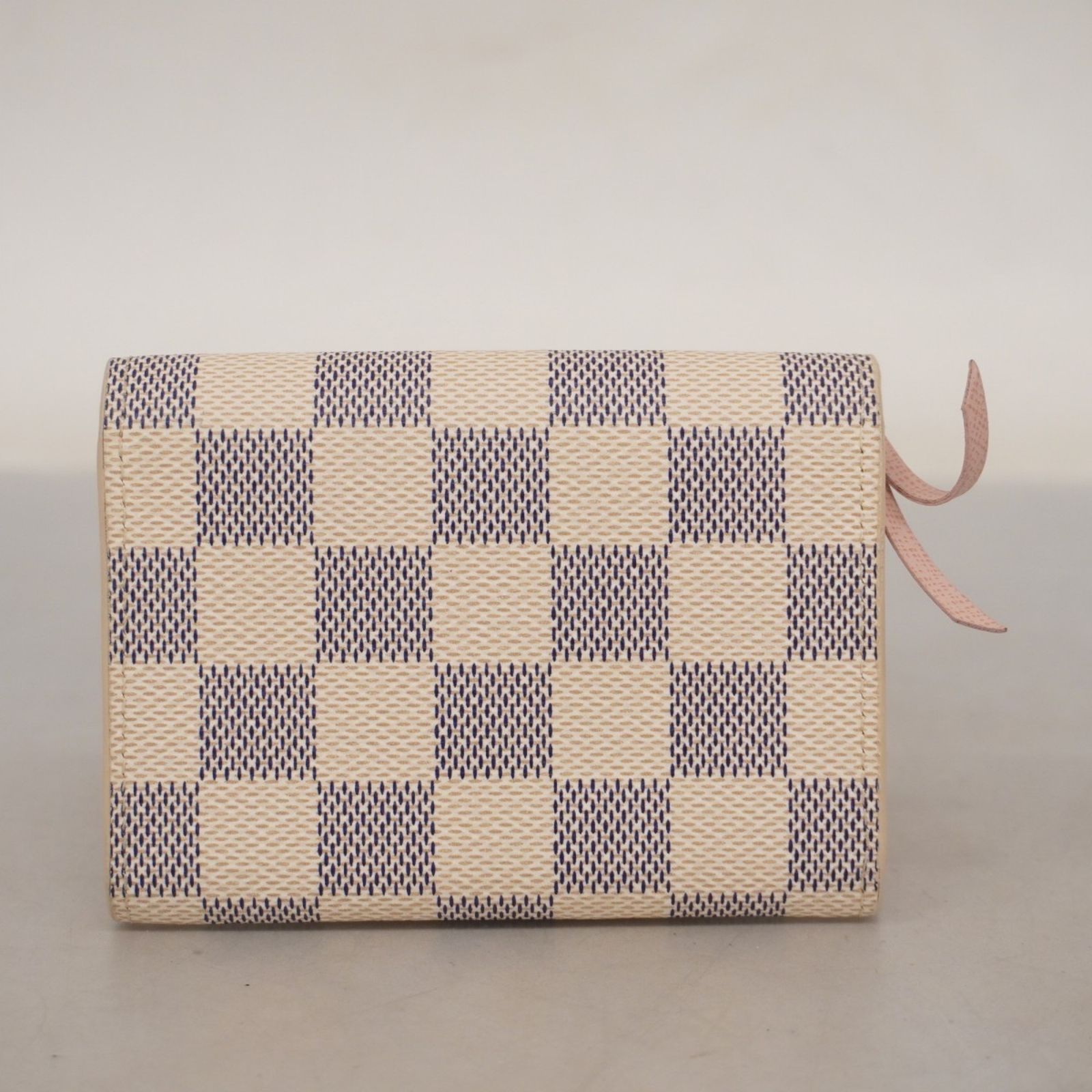 ホワイトレディース