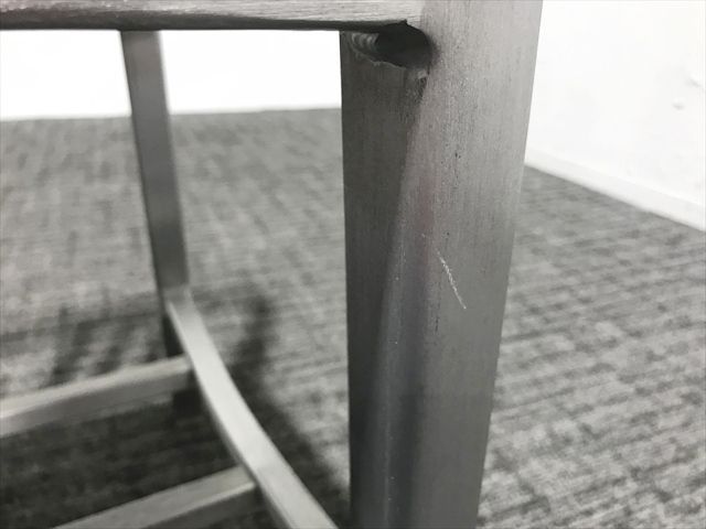 肘無 ネイビーチェア