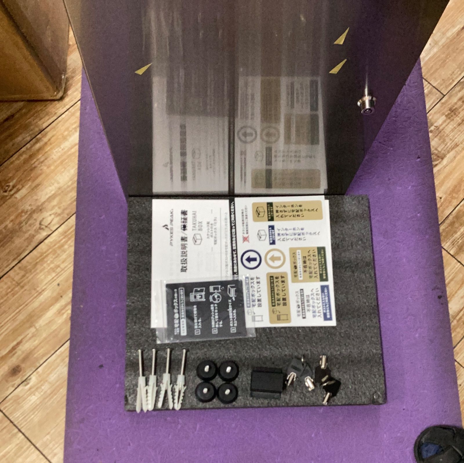 訳アリ P0297 宅配ボックス ミラ ポスト付 ポスト一体型 ステンレス PYKES PEAK 250818-2