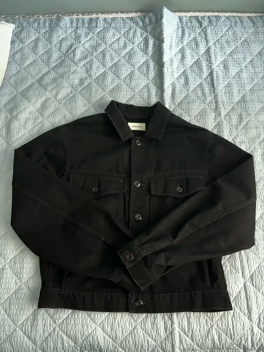 44 LEMAIRE(ルメール) 25SS トラッカー ジャケット 黒 - メルカリ
