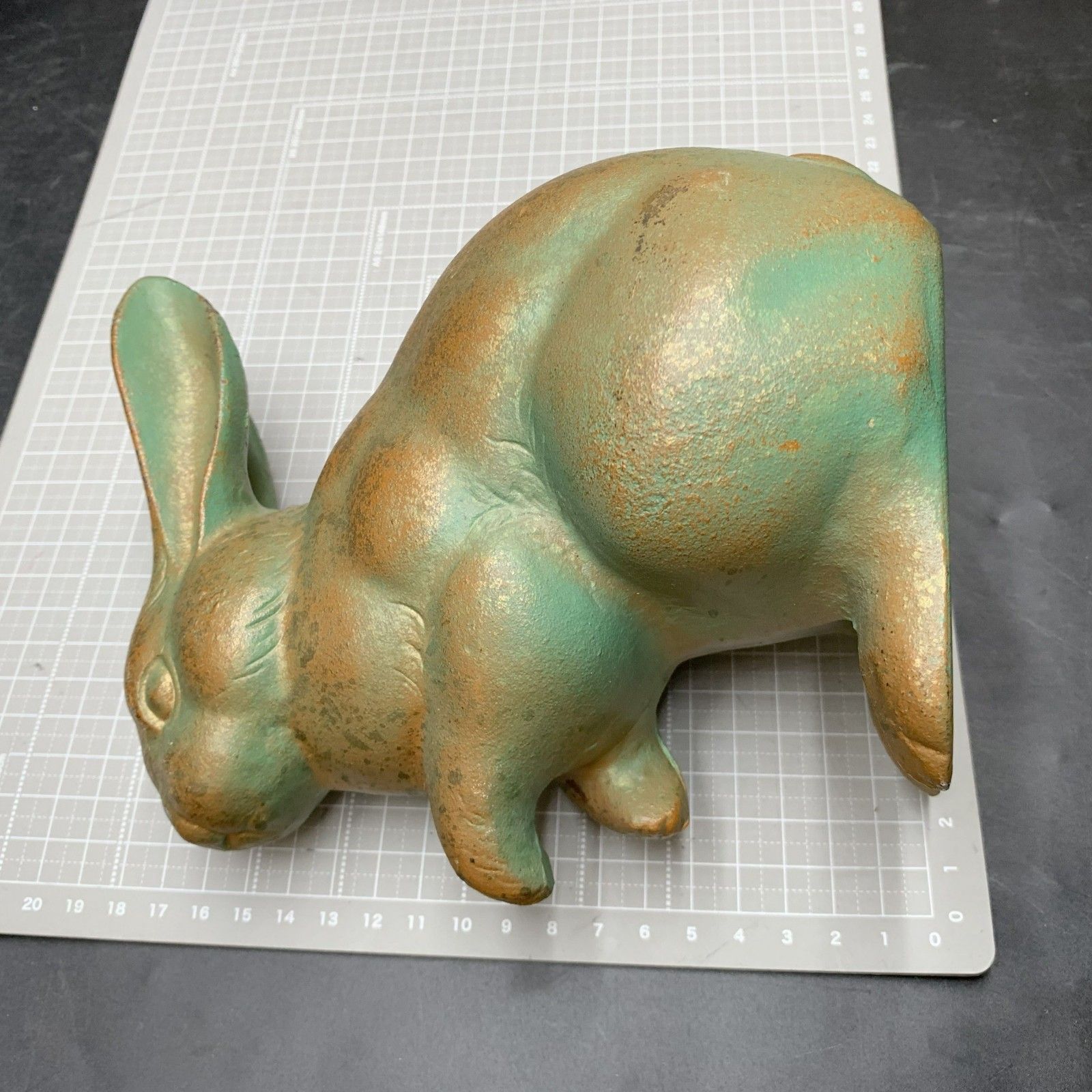金属製の置物　干支　小林尚珉　日展　12種類まとめ売り 環水作 福うさぎ 鉄製 鋳物 干支 兎 像 オブジェ 置物 [金属製