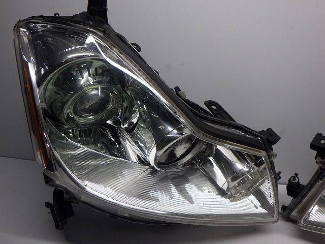 ヘッドライト左右