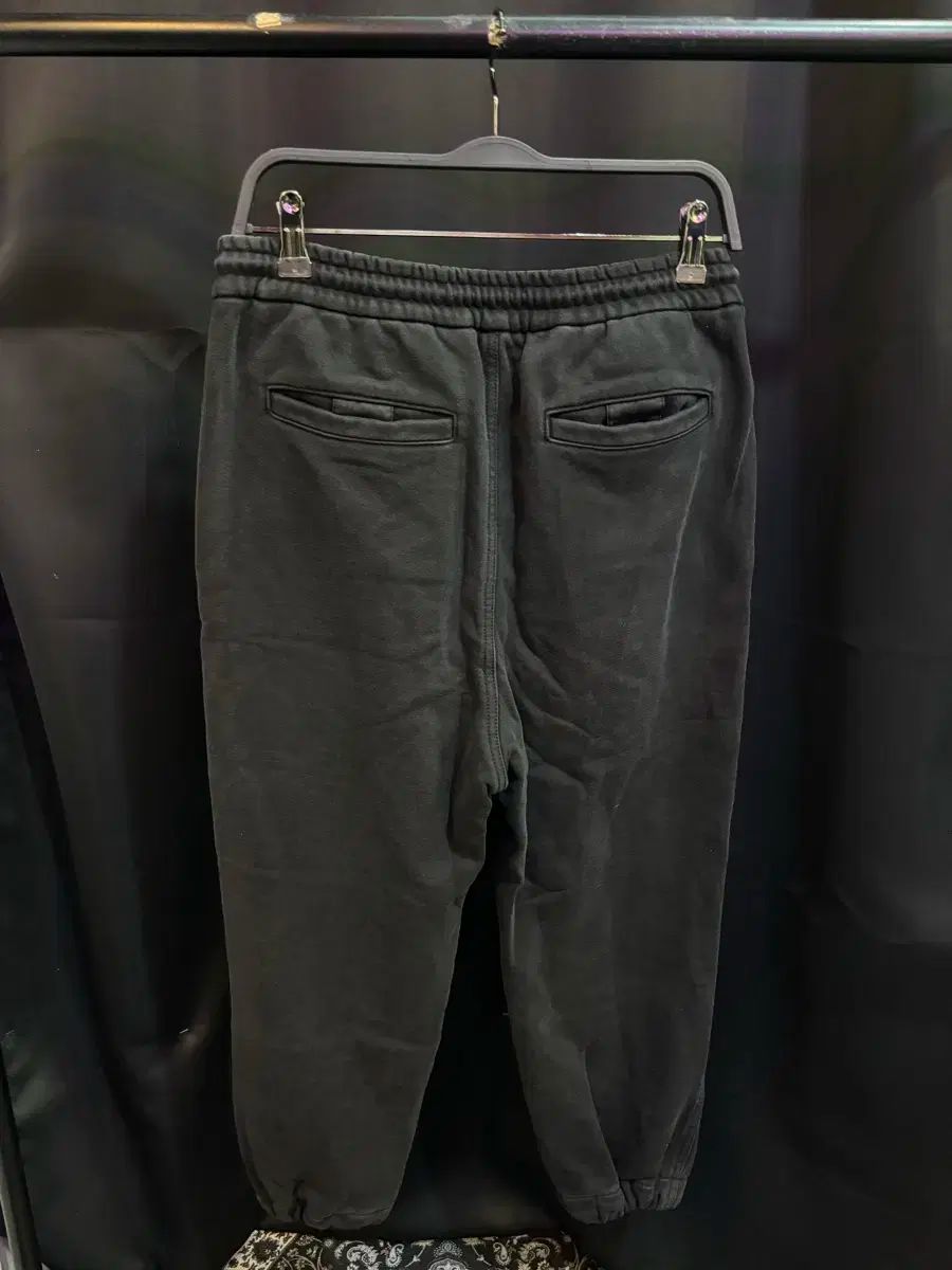 【14年秋冬セール】 June.J ジュンジー スウェットシャツジョガーパンツ 美術