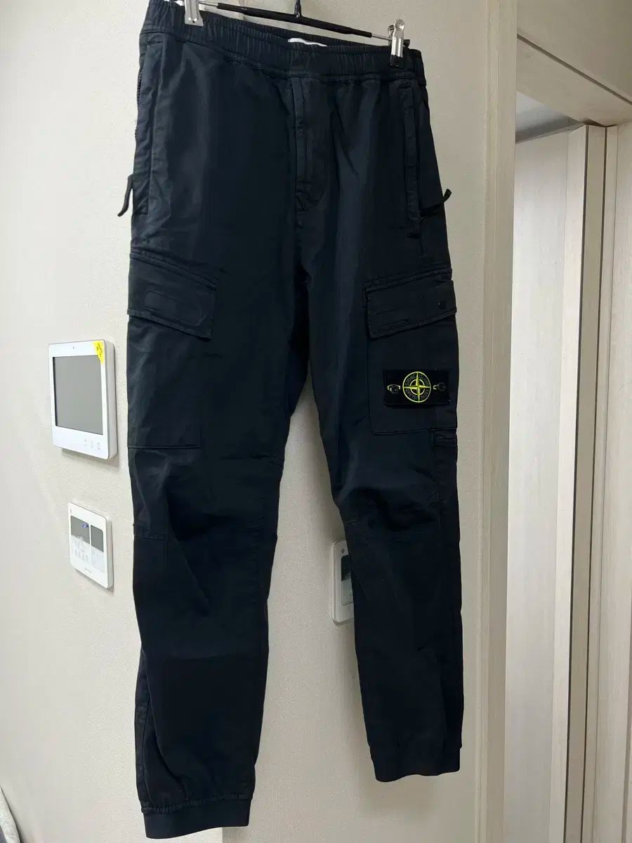 STONE ISLAND ストーンアイランド デニムジョガー ブラック 30-32