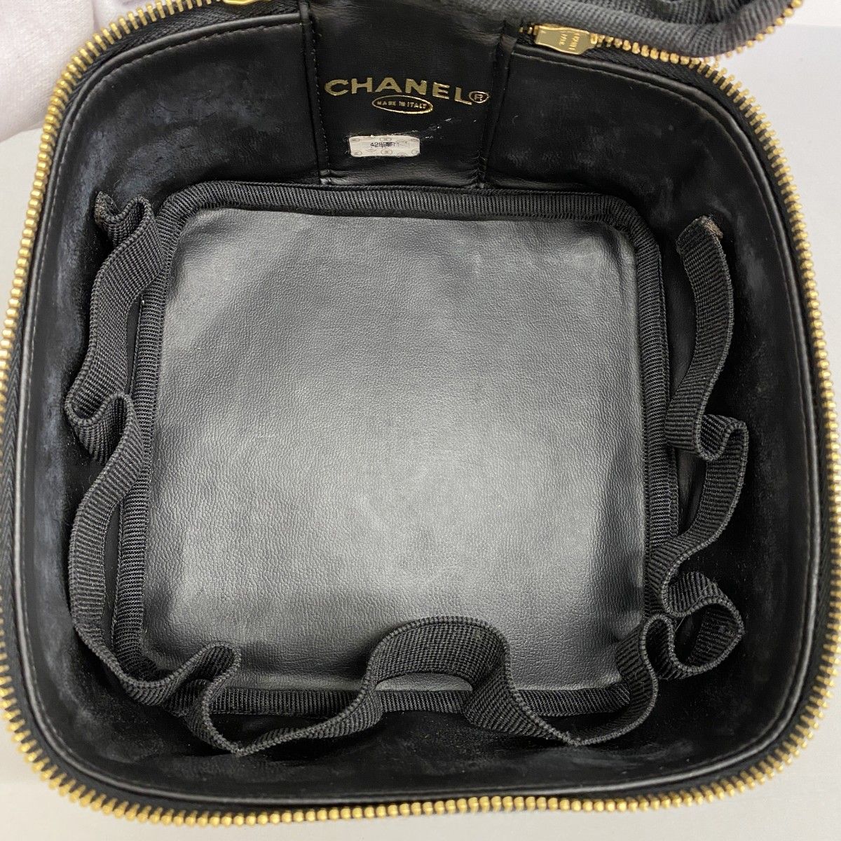 【CHANEL】バニティ クラシックボックス クロスバック・中古 楽天市場】シャネル バニティバッグ（バッグ・小物・ブランド