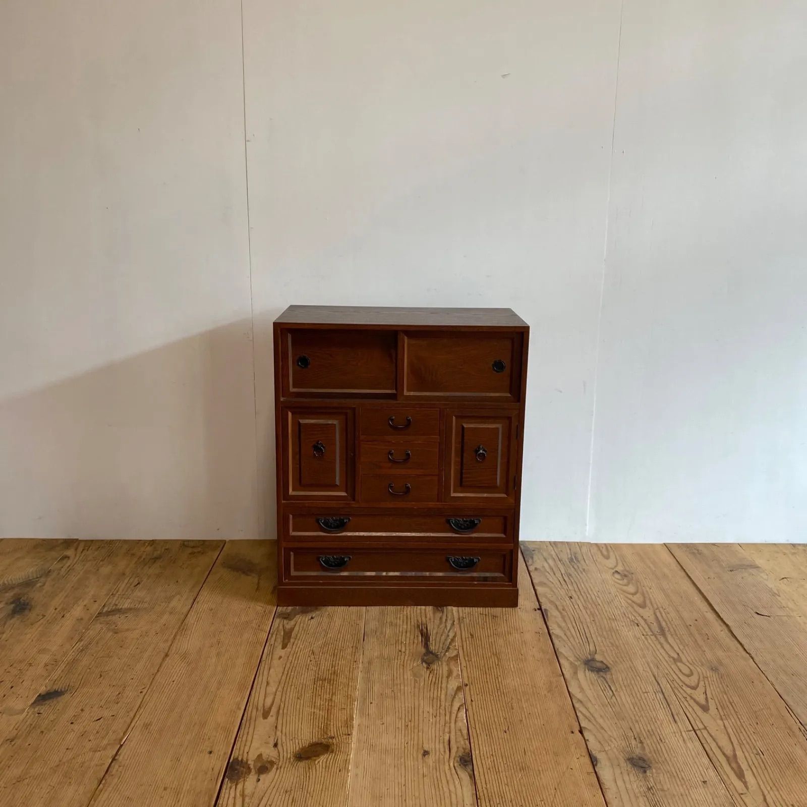 ヴィンテージ 仕掛け茶箪笥 チェスト 小箪笥 レトロ 昭和レトロ y179