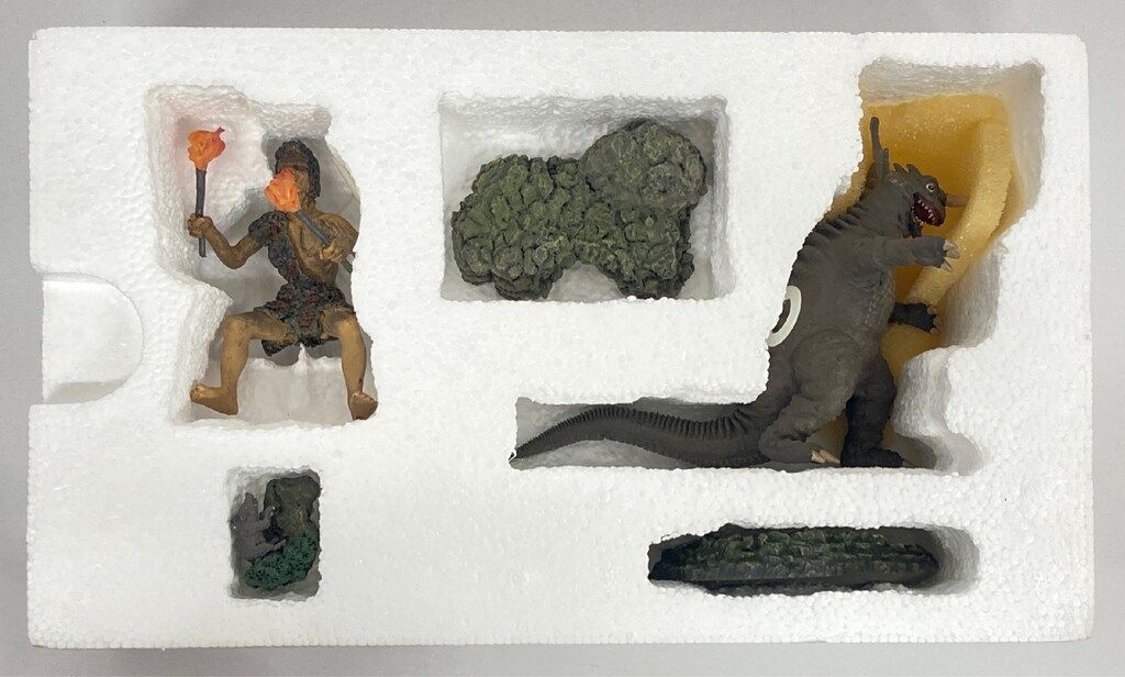 イワクラ ゴジラオーナメント特撮大百科DELUXE 地底怪獣バラゴン