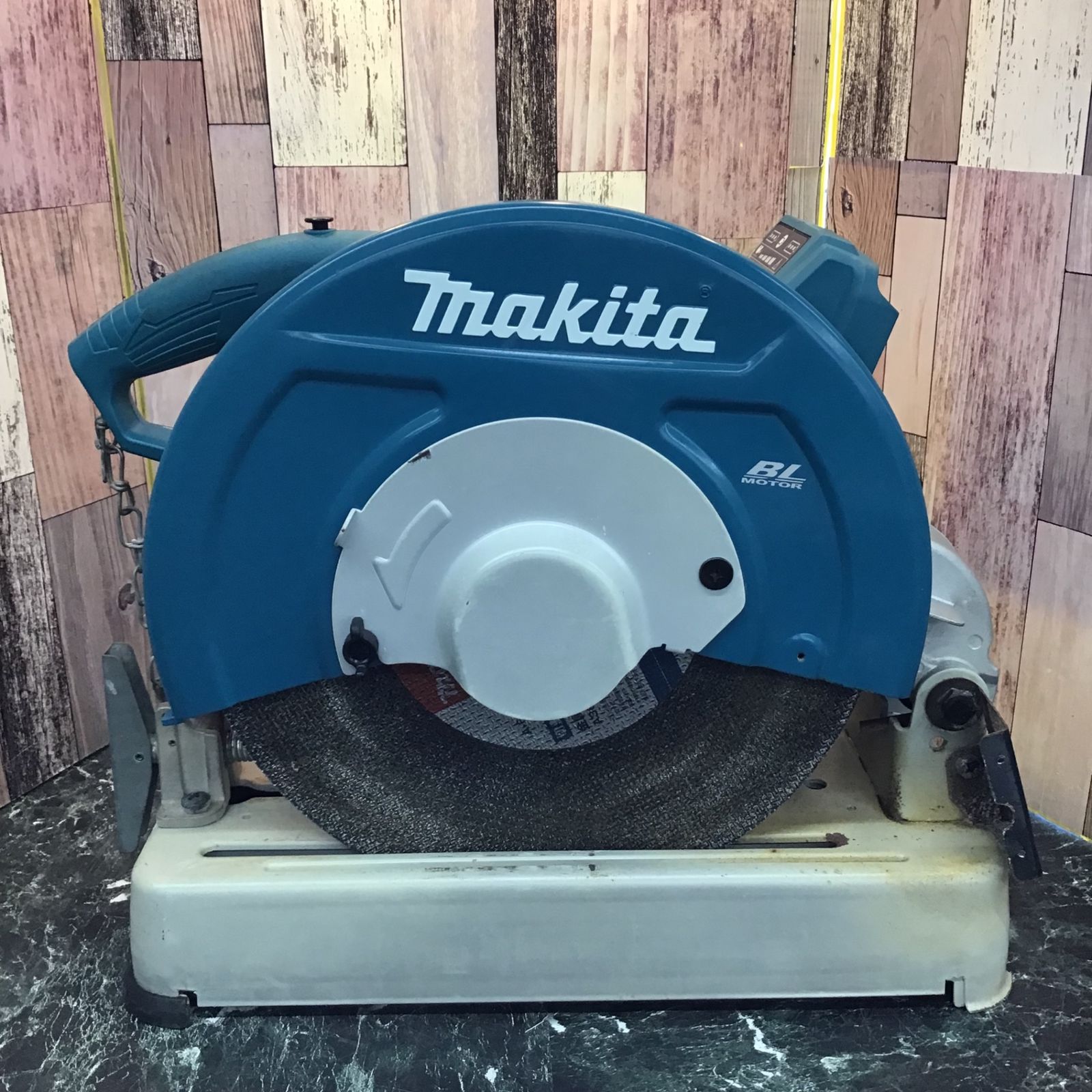 マキタ makita コードレス高速切断機 LW141DZ 八潮店