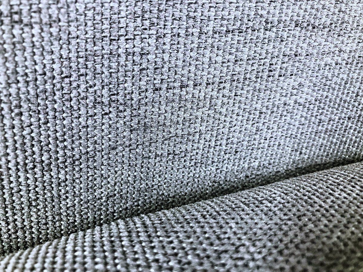 BoConcept|ボーコンセプト Veneto | ヴェネト ラウンジチェア リビングチェア 回転ベース付き 北欧 グレー USTAUSTRALIA_COM_AU