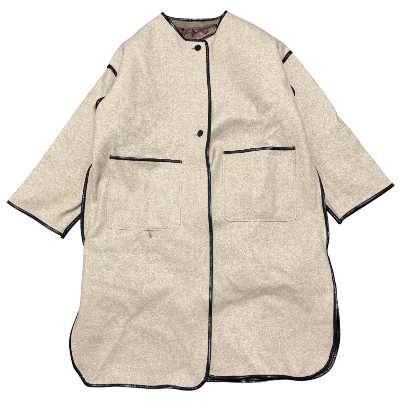kastane サテンライナー付きパイピングガウンコート Kastane ⁄ サテン