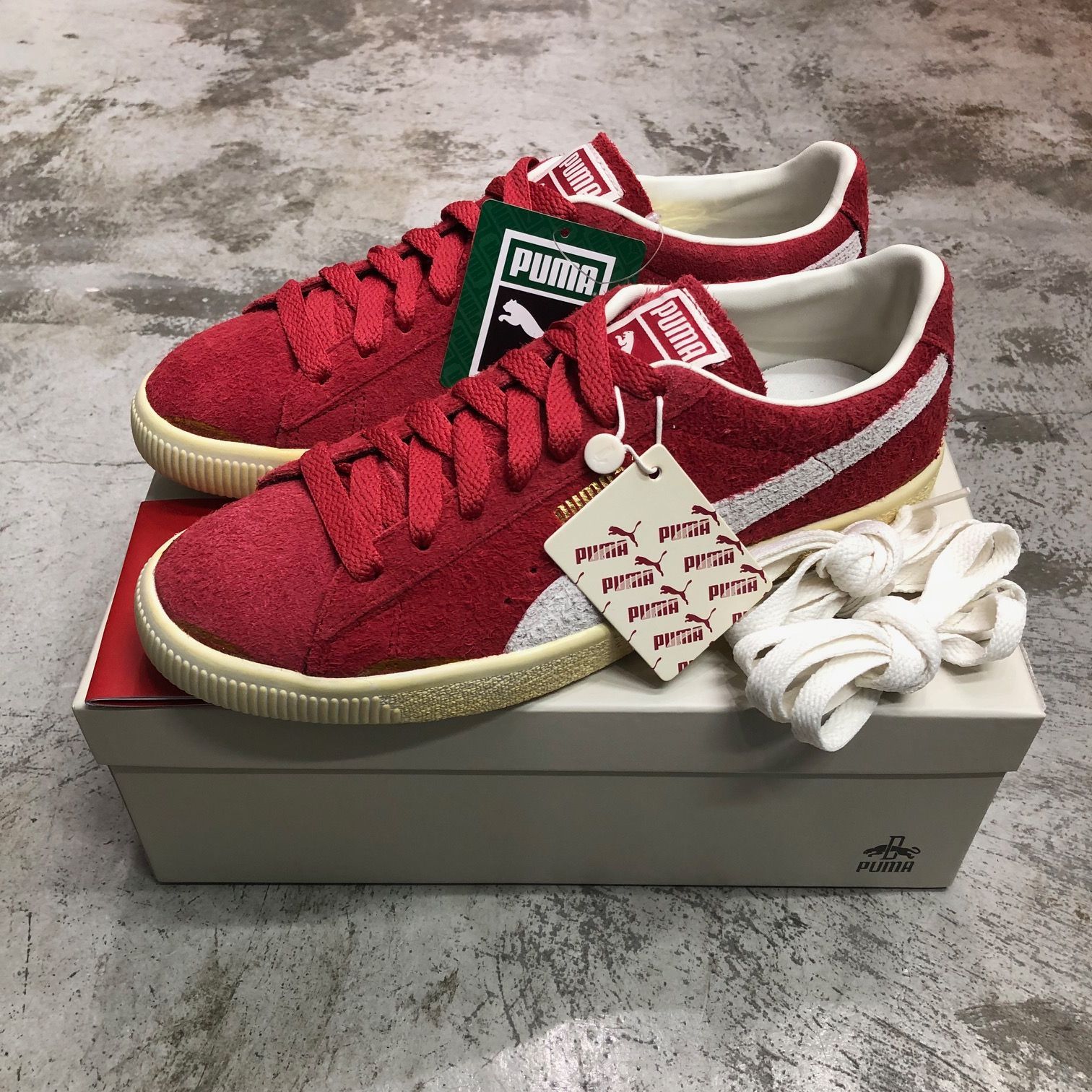 新品 PUMA SUEDE VTG NEVERWORN III RED 396493-01 プーマ スエード ヴィンテージ ネバーウォーン 3  スニーカー 396493-01 プーマ 27cm 79363A1 - メルカリ