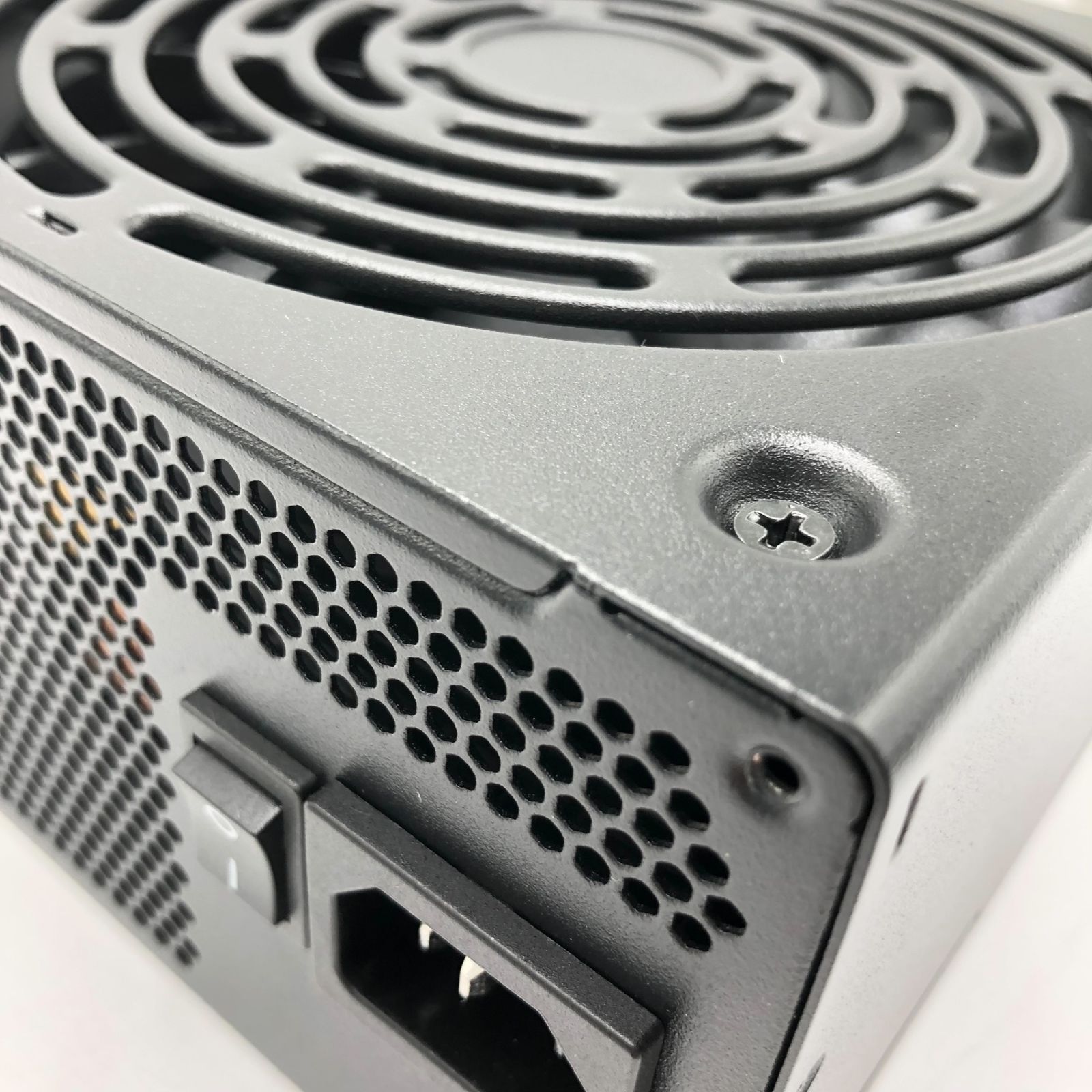 玄人志向 電源ユニット 750W ATX 電源 80 PLUS ゴールド Amazon | 玄人志向 電源ユニット 750W ATX 電源 80 PLUS