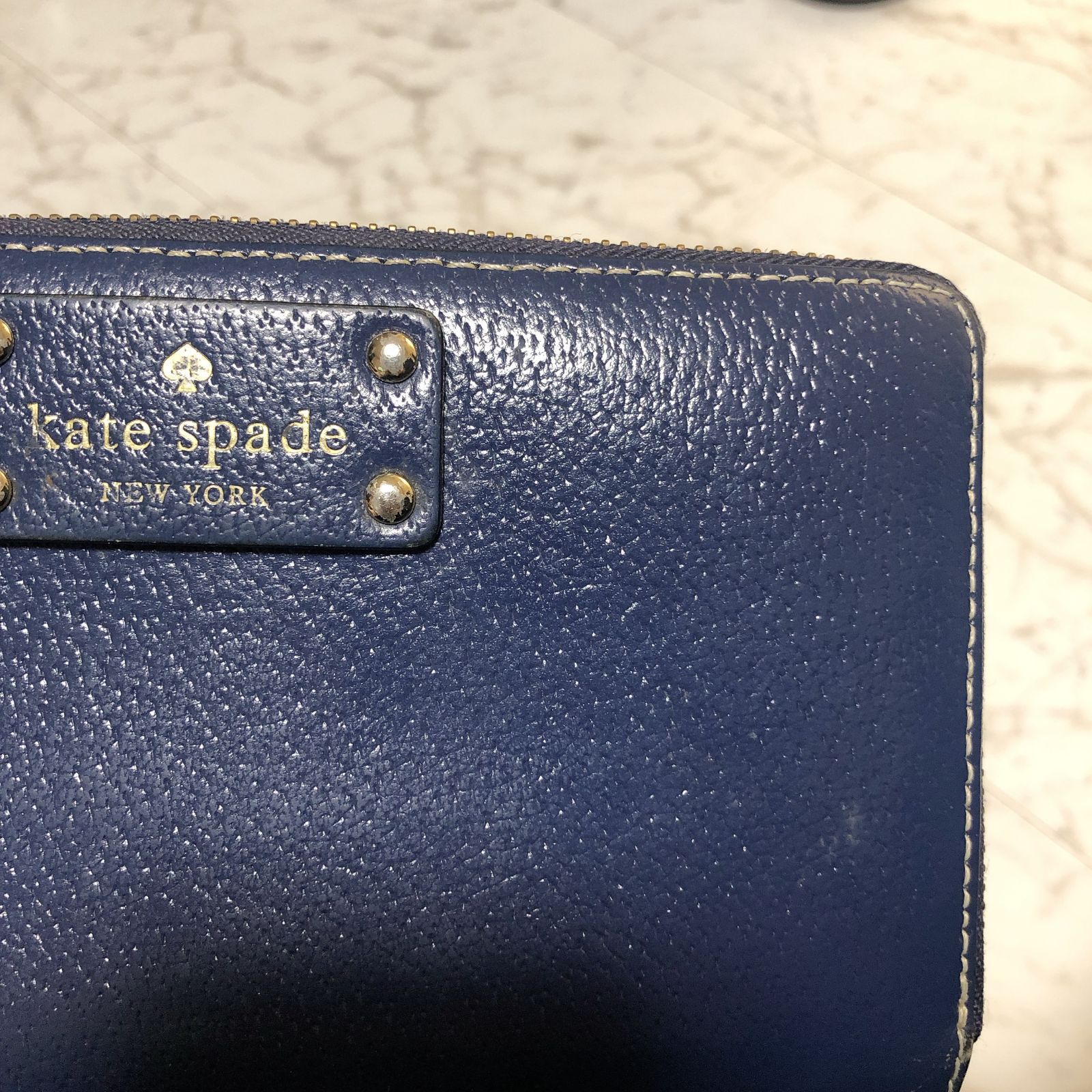 c*0様 【値下げ　新品未使用品】kate spade 長財布 ネイビー kate spade ケイトスペード 長財布 ウォレット ネイビー - メルカリ