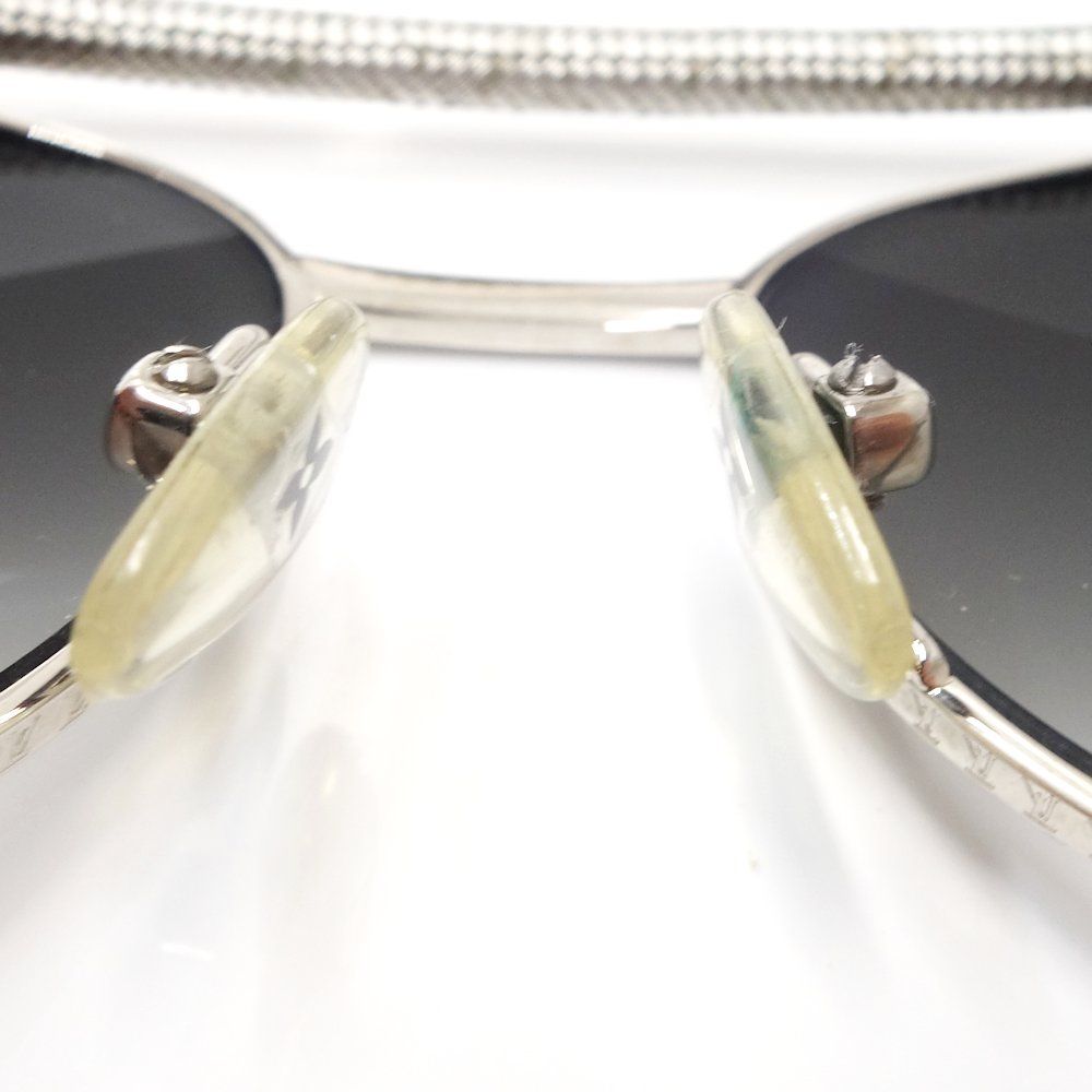 LOUIS VUITTON ルイヴィトン サングラス コンスピラシオンパイロット