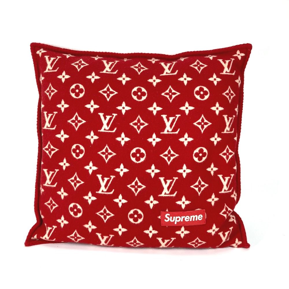 美品 LOUIS VUITTON モノグラム タオル地 クッション インテリア LOUIS VUITTON（クッション）のフリマアイテム一覧