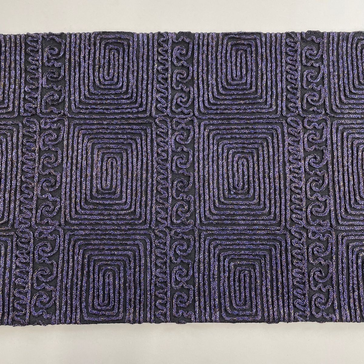袋帯 美品 名品 無月 落款 幾何学模様 箔 紫 全通 正絹 【中古