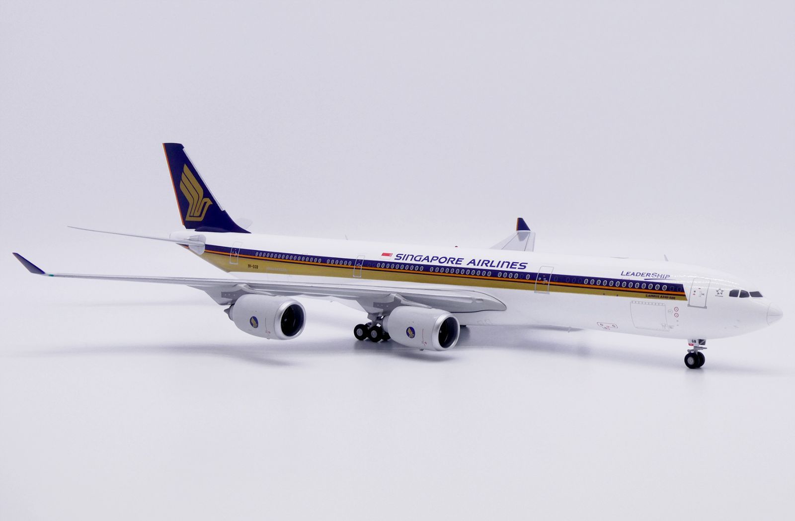 Jcwings シンガポール航空 A340-500 9V-SGB 1/200 XX20673 - メルカリ