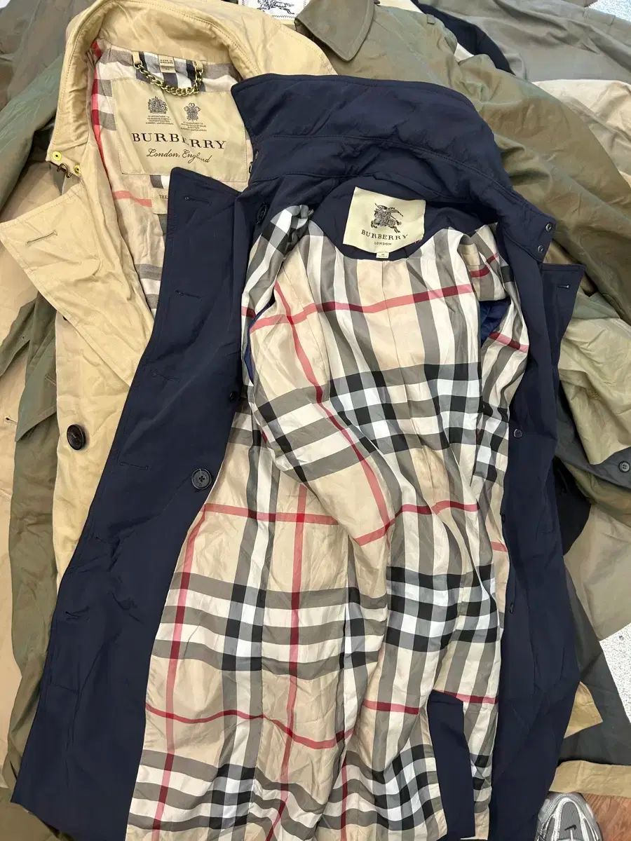 バーバリー トレンチコート 32着 | 新モデルタグ2着 サービス まとめ卸売