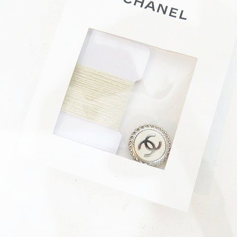 CHANEL 18P