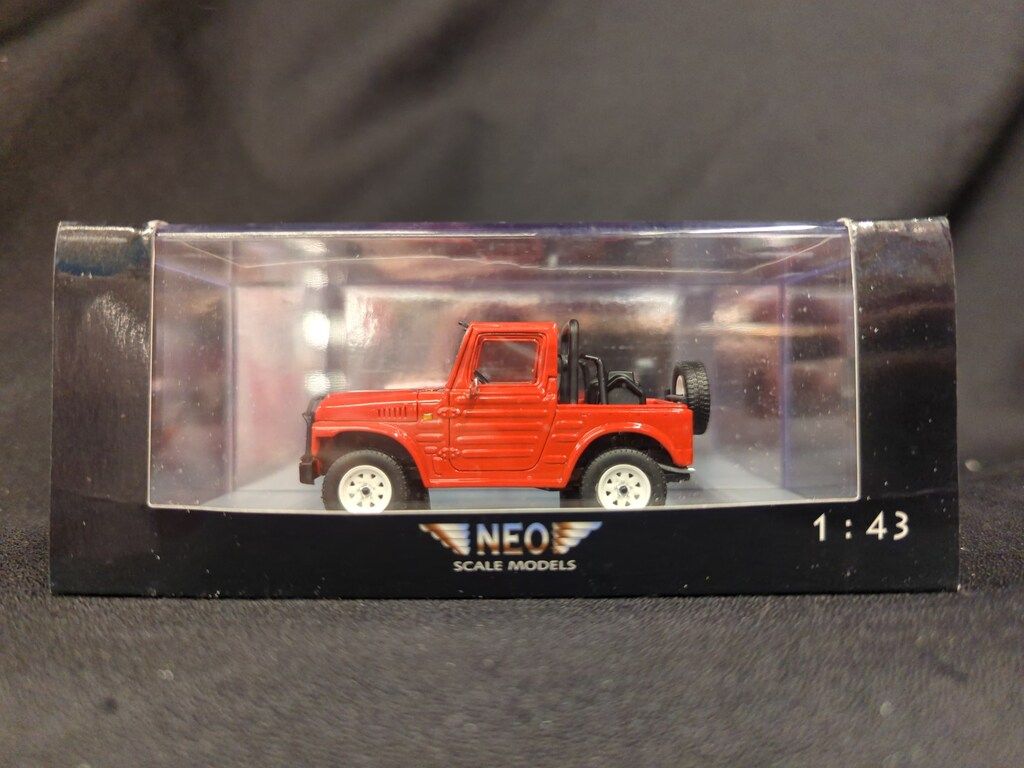 1/43　NEO　スズキ　ジムニー　LJ80　現状品 1/43 NEO スズキ ジムニー LJ80 現状品 - メルカリ