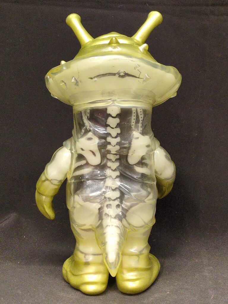 SECRETBASE 円谷プロ X-RAY カネゴン FULL COLOR SECRETBASE 円谷プロ カネゴン X-RAY Full Color G.I.D. Gold
