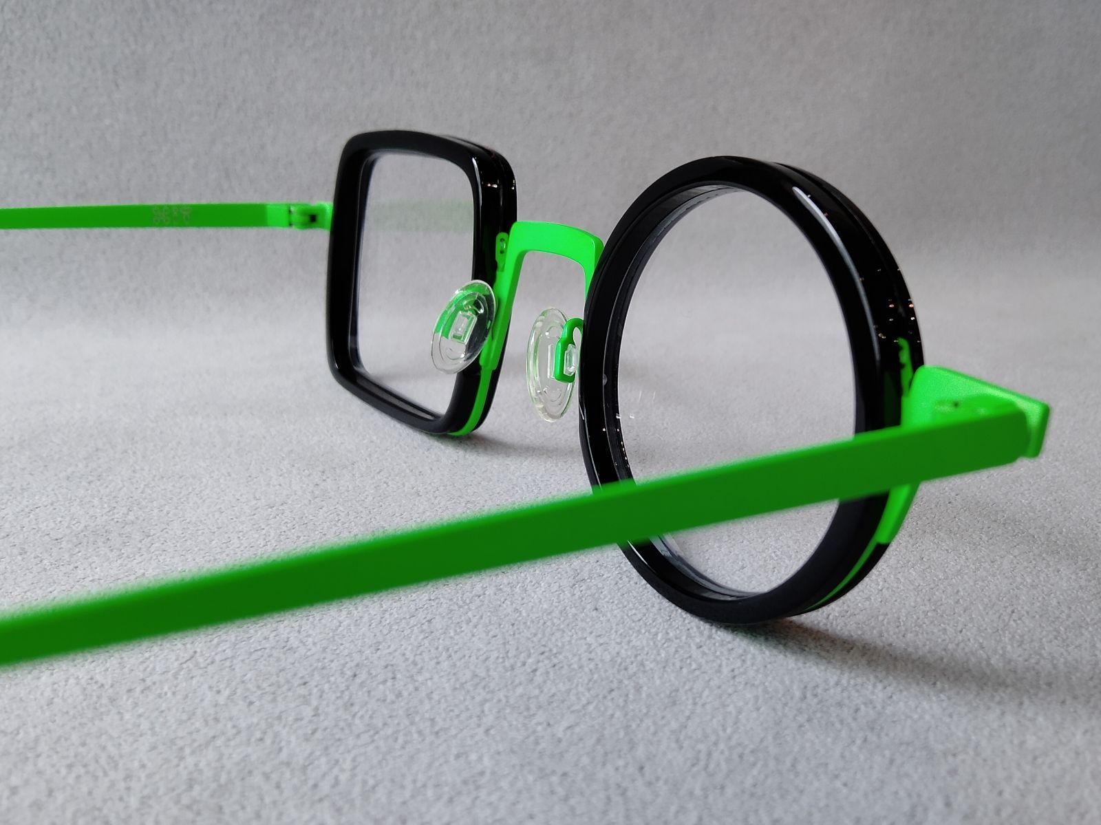 XIT 丸四角メガネ成田悠輔老眼鏡個性的